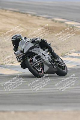 media/Sep-21-2025-Race Pace (Sun) [[98bf33ef95]]/Non Verified/1-Turns 9 and 10 (8am)/